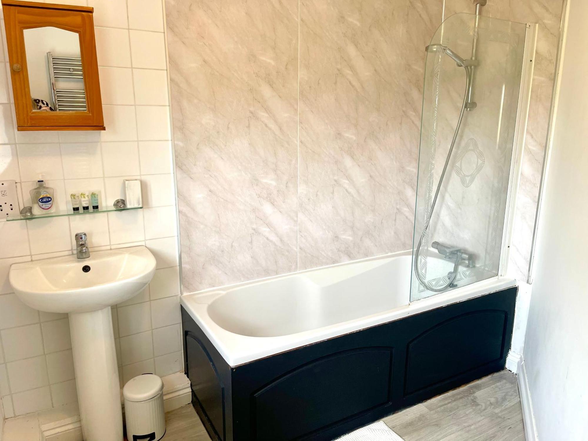 Large 5 Bed Detached House Near Stansted Airport With Parking For 2 Vehicles! Stansted Stays Stansted Mountfitchet Zewnętrze zdjęcie