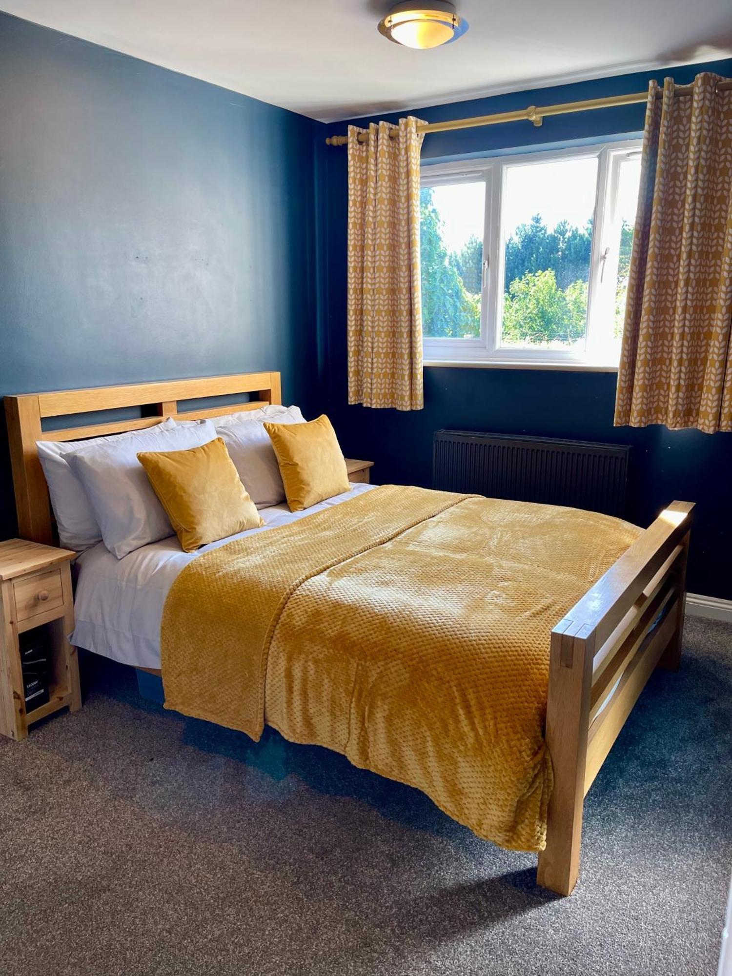 Large 5 Bed Detached House Near Stansted Airport With Parking For 2 Vehicles! Stansted Stays Stansted Mountfitchet Zewnętrze zdjęcie